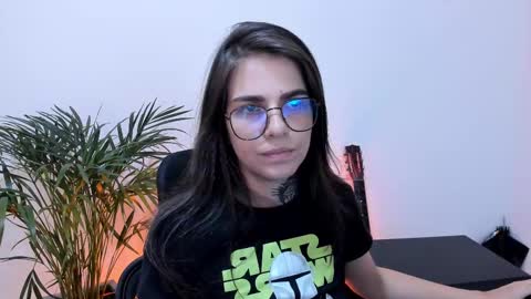 Meurif online show from March 2025 06:07:01 PM