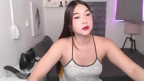 Meycee online show from March 2026 02:03:01 AM