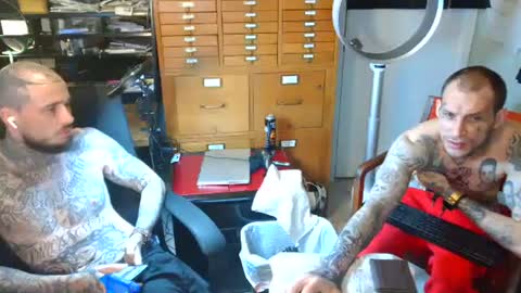 Snapshot of mgk279 chatting on October 2025 11:31:01 AM Mgk online show from October 2025 11:31:01 AM