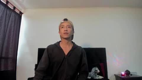 MATHIAS online show from November 2025 03:51:01 PM