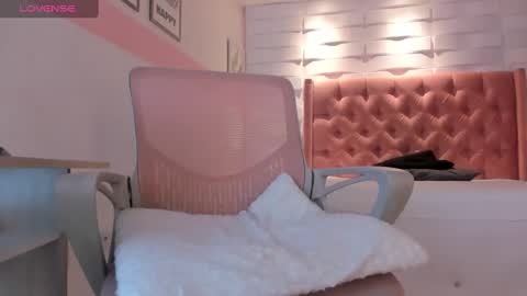 Snapshot of mhellissaw chatting on February 2025 05:15:02 AM melissa online show from February 2025 05:15:02 AM