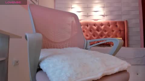Snapshot of mhellissaw chatting on March 2025 08:10:02 AM melissa online show from March 2025 08:10:02 AM