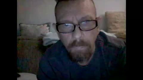 Snapshot of mhitch924 chatting on May 2026 01:11:02 AM mhitch924 online show from May 2026 01:11:02 AM