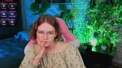 mia__mooore online show from February 2026 01:33:02 PM