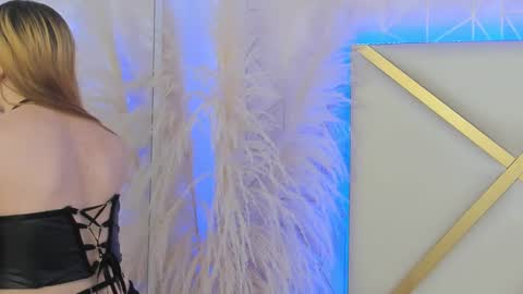      9 am - 4 p   7 am - 1 pm    online show from December 2024 02:11:02 PM