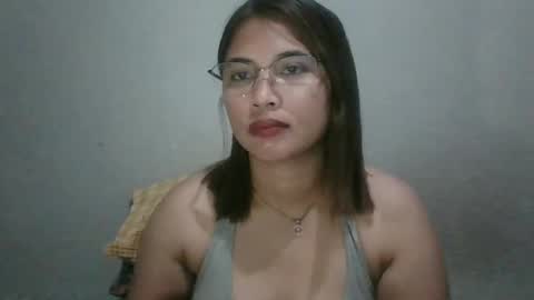 mia_bella04 online show from February 2025 02:06:01 AM