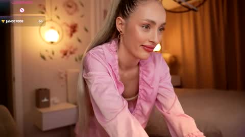 Snapshot of mia_bellamy chatting on February 2026 03:20:01 PM Just call me Kitty online show from February 2026 03:20:01 PM