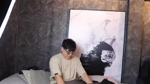 Belmont and Mia online show from April 2026 06:56:02 PM