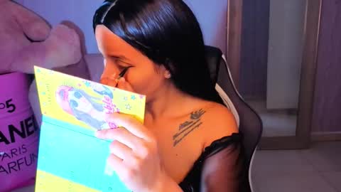 Mia  online show from April 2026 12:38:01 PM