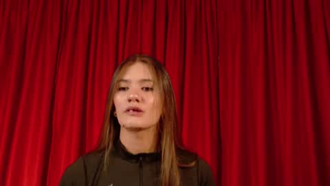 Mia Benett  online show from April 2026 02:58:02 PM