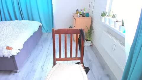 Snapshot of mia_brackenridge chatting on June 2026 12:43:01 PM Mia6969 online show from June 2026 12:43:01 PM
