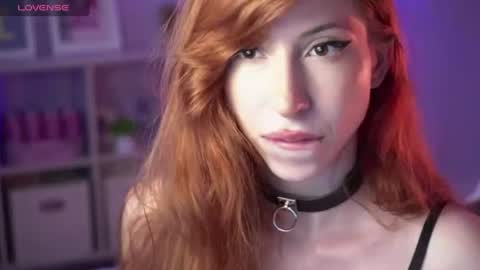 Snapshot of mia_daddysgirl_ chatting on July 2026 08:44:02 AM Hi I am Mia online show from July 2026 08:44:02 AM