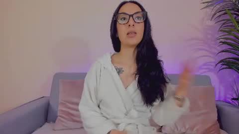 Sarah Luna online show from July 2026 11:34:01 AM