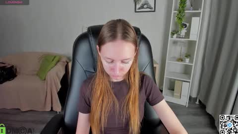 mia_e1fie online show from November 2025 09:52:02 AM