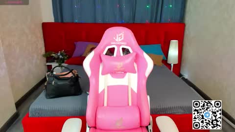 Snapshot of mia_e1fie chatting on February 2026 01:09:02 AM mia_e1fie online show from February 2026 01:09:02 AM