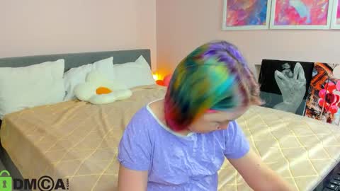 Mia online show from December 2025 02:51:01 AM