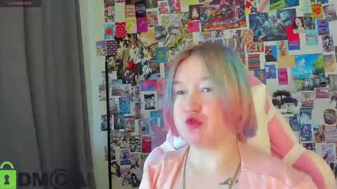 Mia online show from January 2026 03:20:02 AM