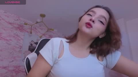 Mia online show from March 2026 01:24:01 PM