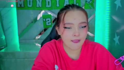 Snapshot of mia_foster_t chatting on June 2026 02:21:01 PM Mia online show from June 2026 02:21:01 PM