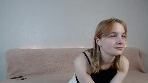 Mia online show from January 2026 01:26:02 PM