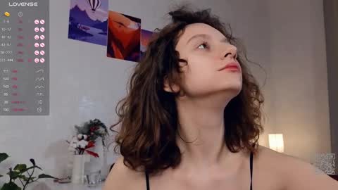 Mia  online show from February 2025 04:10:02 PM