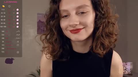 Mia  online show from September 2025 02:19:01 PM