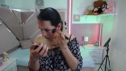 mia_garcia28 online show from November 2025 07:46:02 PM