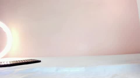  I am Mia  online show from January 2026 10:54:02 AM