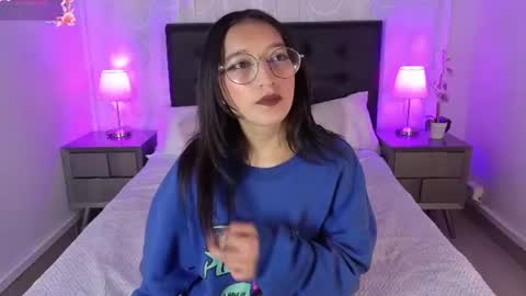 Snapshot of mia_luna0 chatting on July 2026 11:08:02 PM Mia online show from July 2026 11:08:02 PM