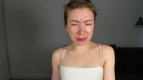 Mia online show from January 2026 07:46:01 AM