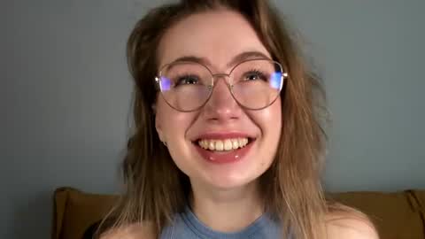 Snapshot of mia_luxx92 chatting on July 2026 01:18:01 PM Mia online show from July 2026 01:18:01 PM