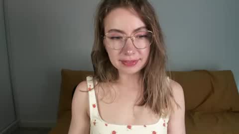 Snapshot of mia_luxx92 chatting on July 2026 01:15:02 PM Mia online show from July 2026 01:15:02 PM
