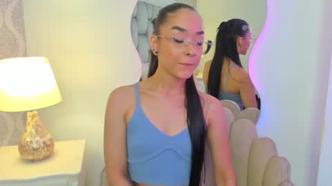 mia monroe7 online show from October 2025 06:30:01 PM