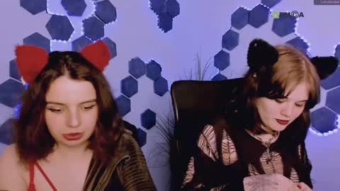 mia_mooon_ online show from May 2026 09:18:02 AM