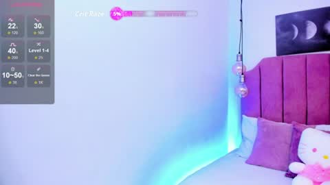 Snapshot of mia_naive chatting on June 2026 12:29:02 PM Mia online show from June 2026 12:29:02 PM
