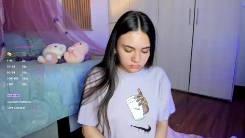 Mia Nevaeh - follow me online show from February 2026 09:05:02 PM