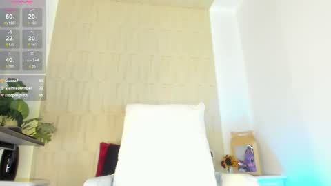 Snapshot of mia_pineda chatting on June 2026 10:16:02 AM Mariana online show from June 2026 10:16:02 AM
