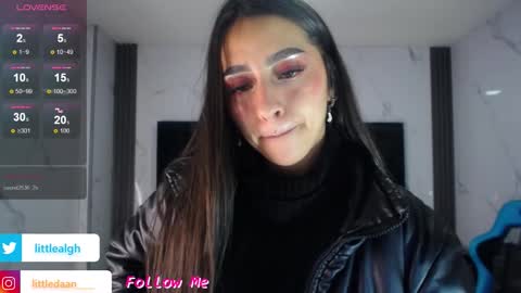 Snapshot of mia_ponce_a chatting on November 2025 01:59:01 AM MIA online show from November 2025 01:59:01 AM