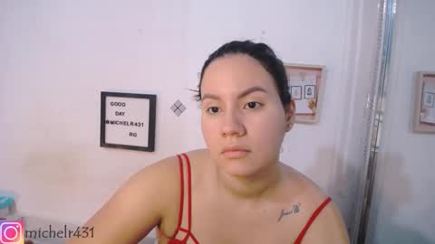 mia reys online show from September 2025 12:38:02 PM