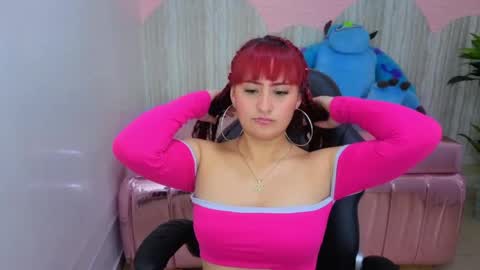 Mia online show from May 2026 10:04:02 PM