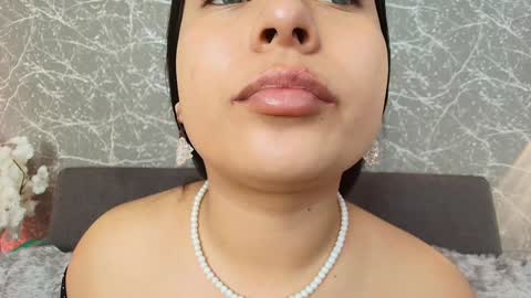 Mia Roux online show from January 2025 07:07:02 PM