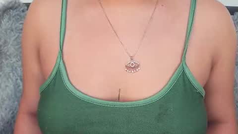 Mia Roux online show from September 2025 11:45:01 AM