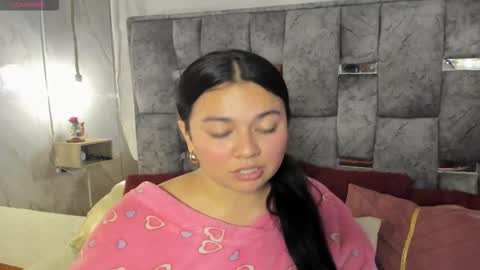 Mia Roux online show from February 2026 05:18:02 AM