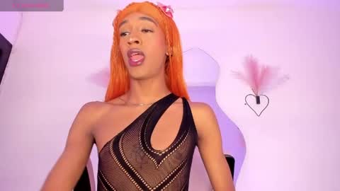 Snapshot of mia_royal chatting on May 2026 01:16:02 PM mia_royal online show from May 2026 01:16:02 PM