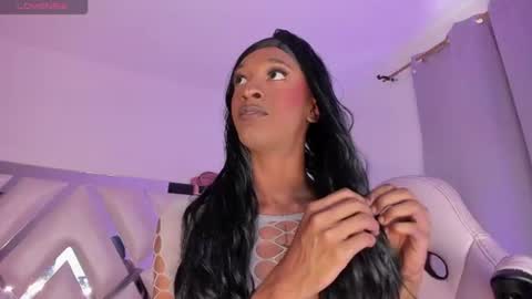 mia_royal online show from July 2026 04:09:01 PM