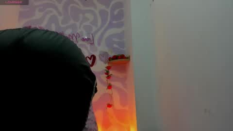 Mia . online show from February 2026 12:05:02 PM