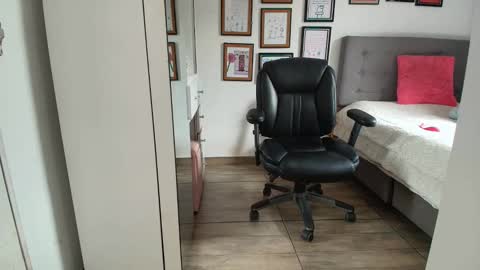 Snapshot of mia_sepulveda chatting on April 2026 03:05:01 PM Mia Sepulveda online show from April 2026 03:05:01 PM