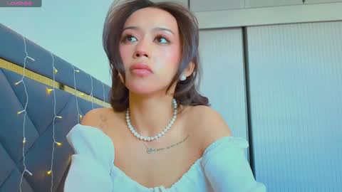 Mia online show from February 2025 06:51:02 AM