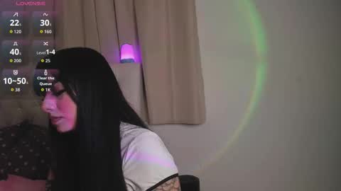 Mia Sky online show from September 2025 10:32:02 PM