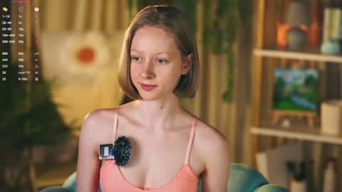 Snapshot of mia_vebes chatting on May 2026 06:05:02 PM Mia online show from May 2026 06:05:02 PM